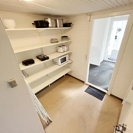 Dom wakacyjny Large Double With Free Parking Aalborg